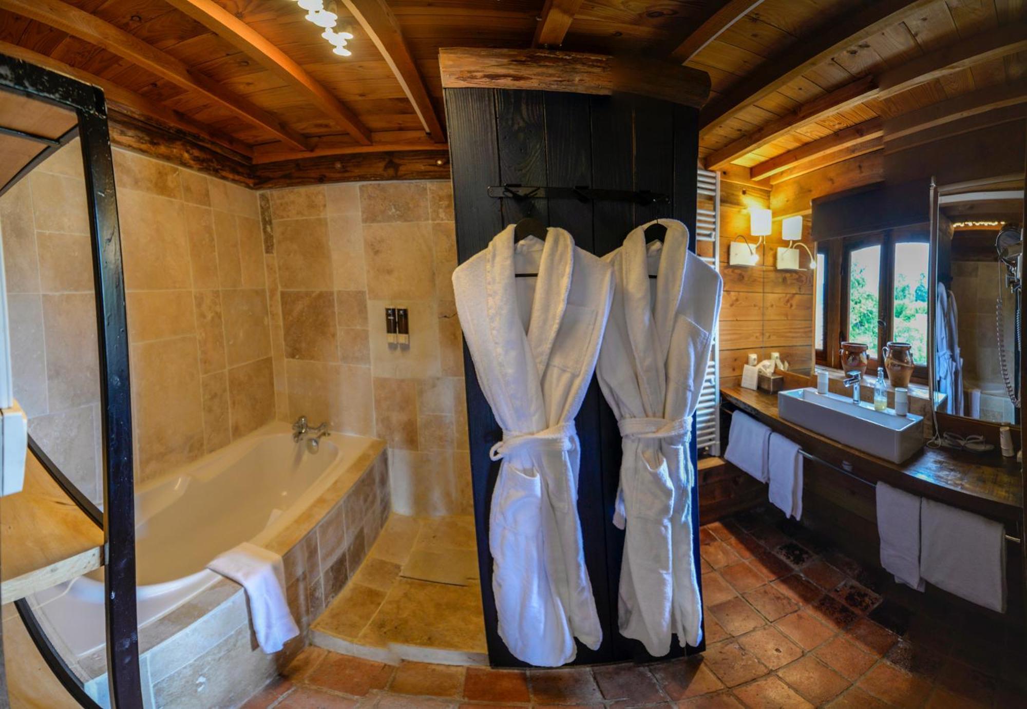 Art'Hotel & Spa Le Potin Gourmand Cluny Exteriör bild