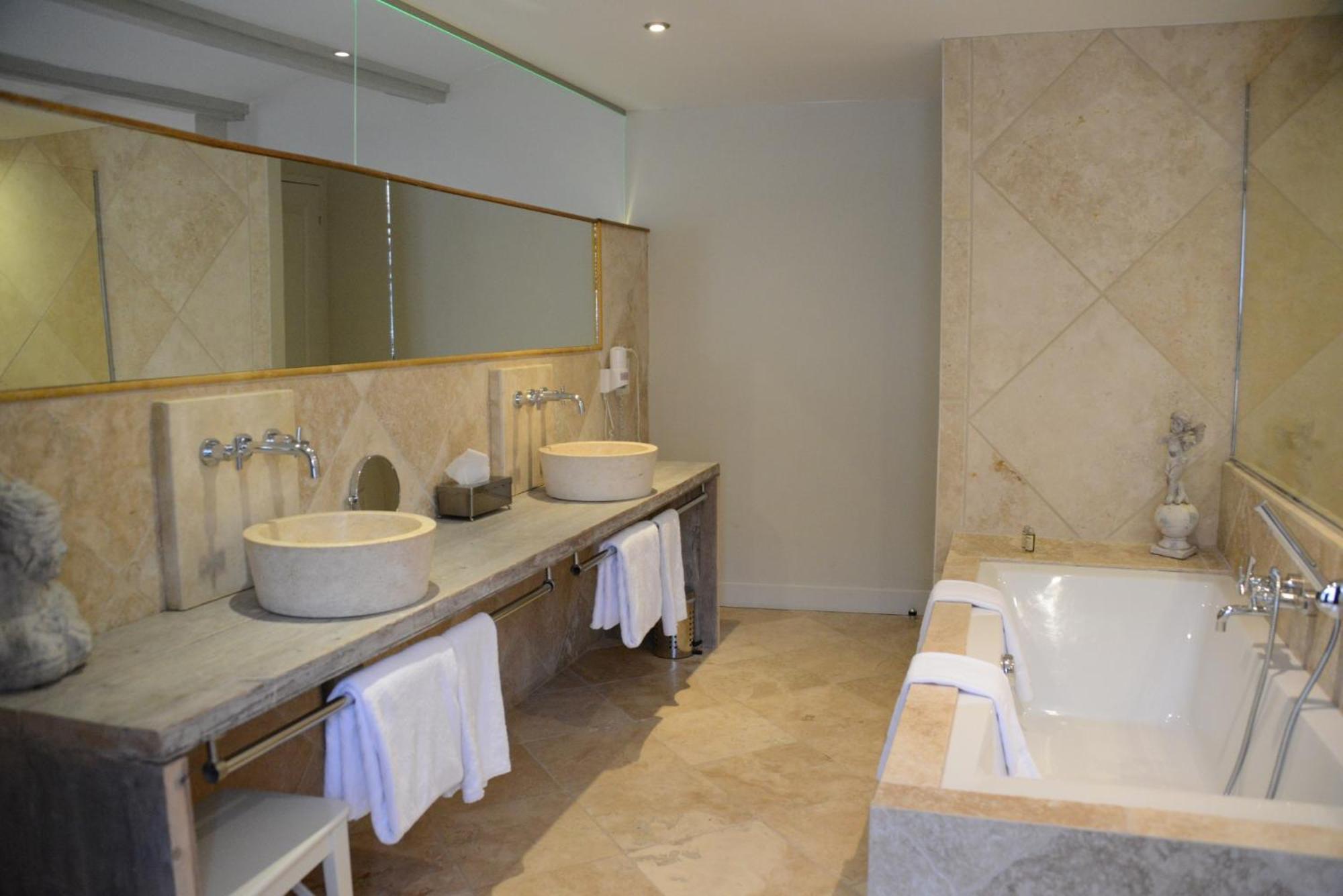 Art'Hotel & Spa Le Potin Gourmand Cluny Exteriör bild